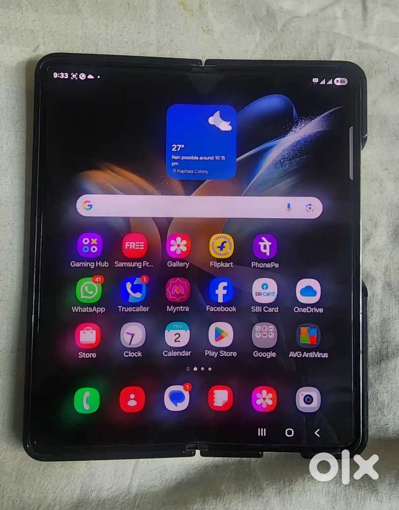 Samsung Z fold 4 in excellent condition
