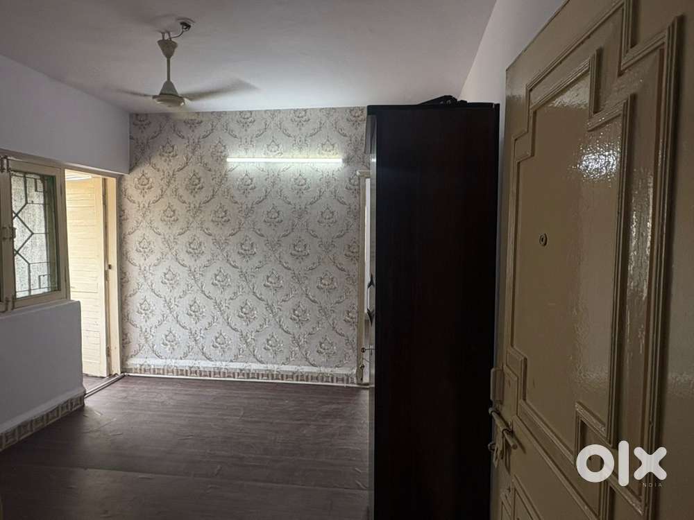1bhk semi furnished on rent