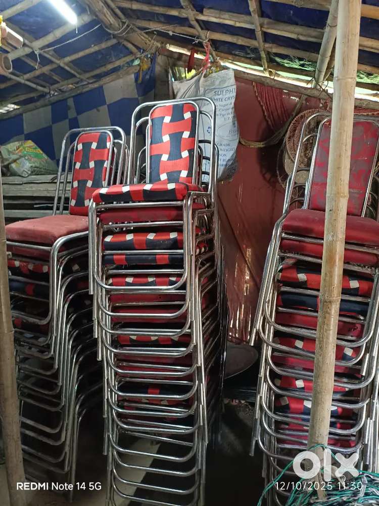 30 pieces still chair ha jiska dam 18000 hoga