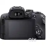Canon r10 mirrorless with default lens and specific 35 mm lens
