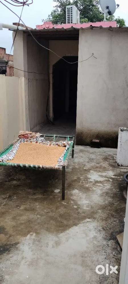 Ideal for 4 peoples For Hindu Family only