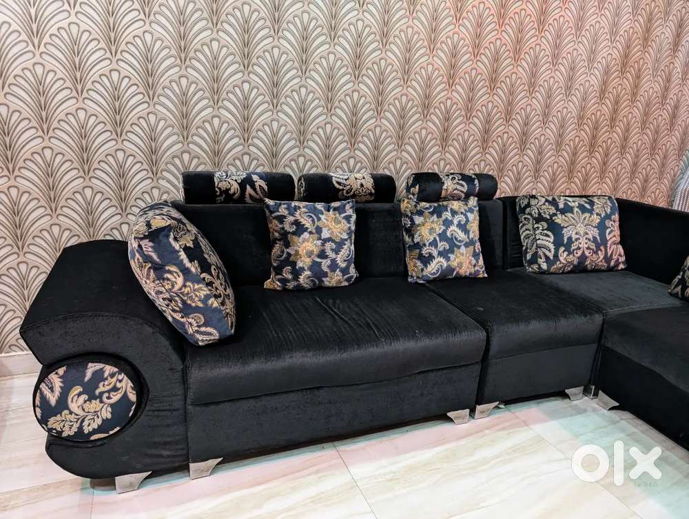 5 Seater Sofa for sale with 2 mini stools in excellent condition.