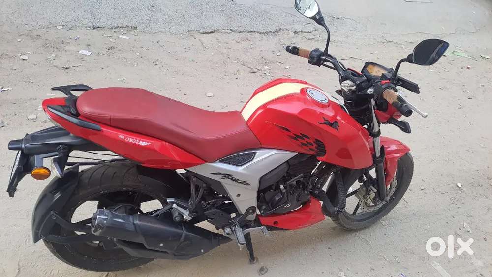 TVS APACHE160 4V
