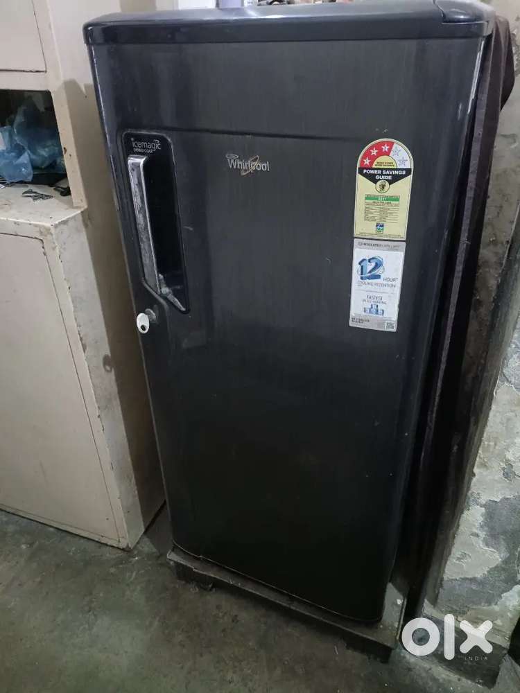 Whirpool 190 L fridge on sale