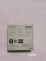 I am giving two extra straps with this smartwatch