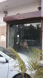 Shop for rent in Lawrence road opp dav college