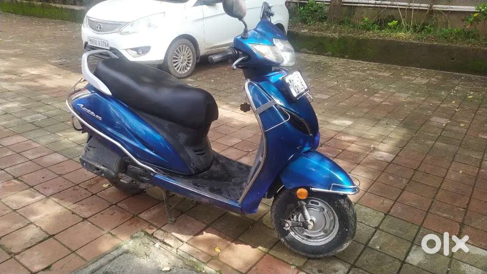 Activa 5G Honda blue colour