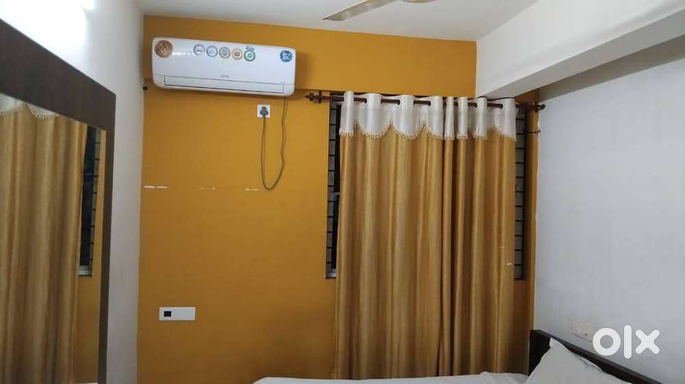FOR BACHELORS / STUDENTS . SINGLE AC ROOM WITH BATHROOM . FURNISHED.