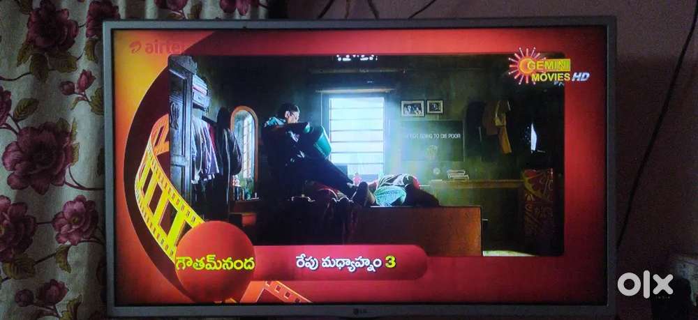 LG 32 inches smart TV