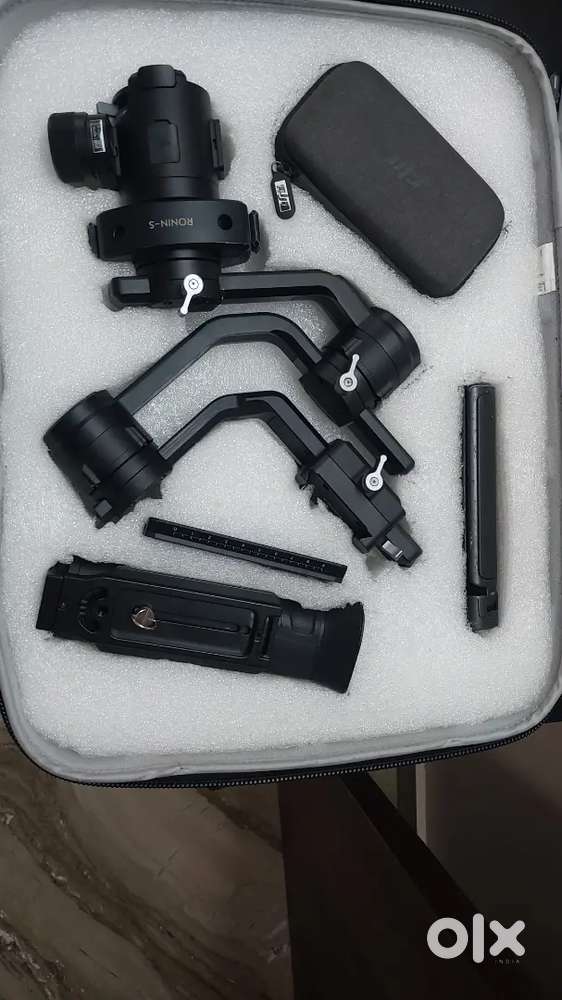Rent professional camera gimbal DJI Ronin S with Dual grip module