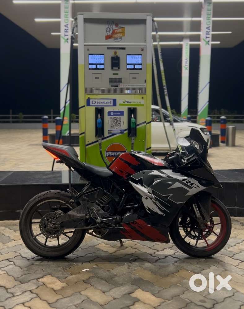 Selling my 2019 ktm rc 200