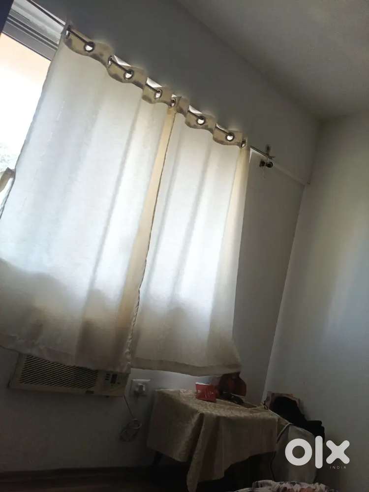 रेंट पे टू बीएचके फ्लॅट चाहिये कासा रियो मे ( बिना ब्रोकरेज के )