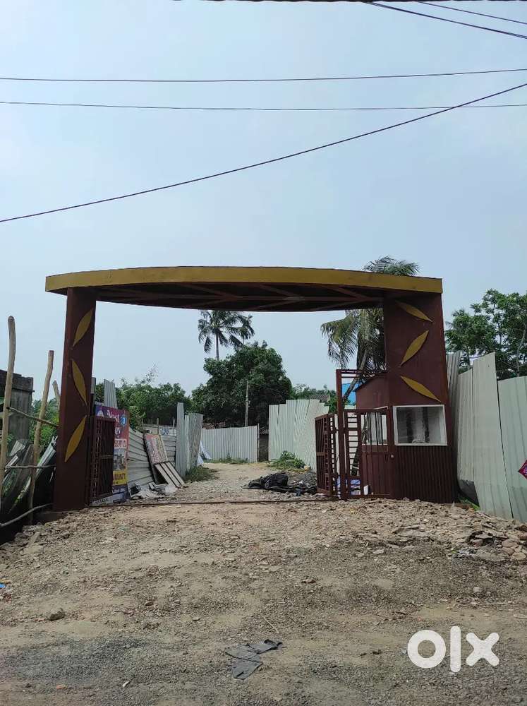 Plots in EMI 1 km from DH ROAD