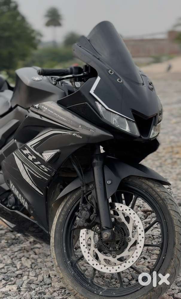 Yamaha R15 v3 good condition