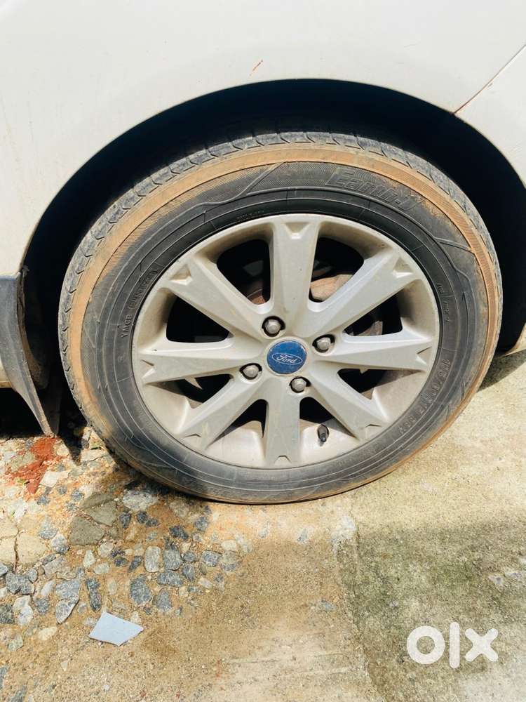 15” OEM ford alloy wheels