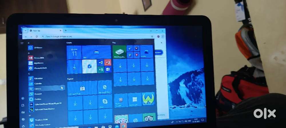 HP notebook - 4gb Ram and 1tb storage - i3 processor