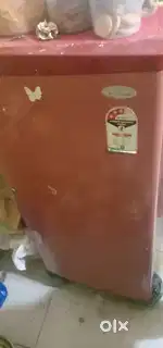 Fridge with full condition lowest price