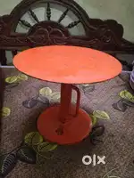Turn table iron