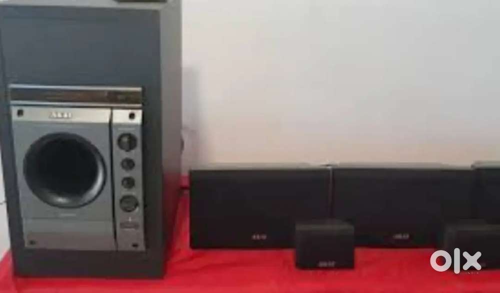 AKAI HOME THEATRE 5.1 EXCELLENT , GOOD WORKING CONDIT