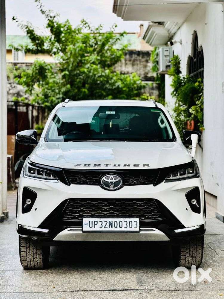 Toyota Fortuner 4X4 MT 2.8 Diesel, 2023, Diesel