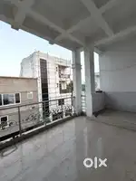 2BHK house available Hai Prime location Avanti vihar family ke liya