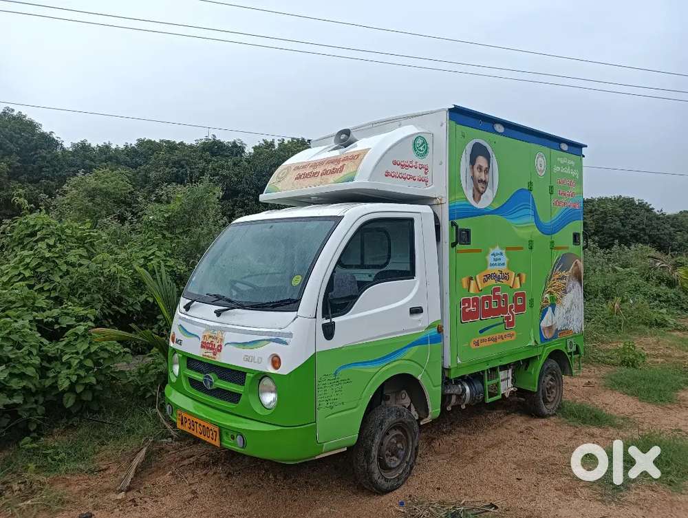 Single Hand using Vehicle