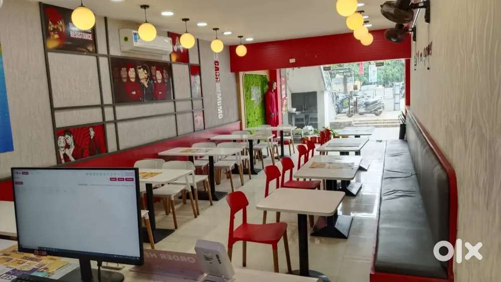 Shawarma chef,momos, Chinese