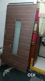 Heavy wt wooden 4 doors,