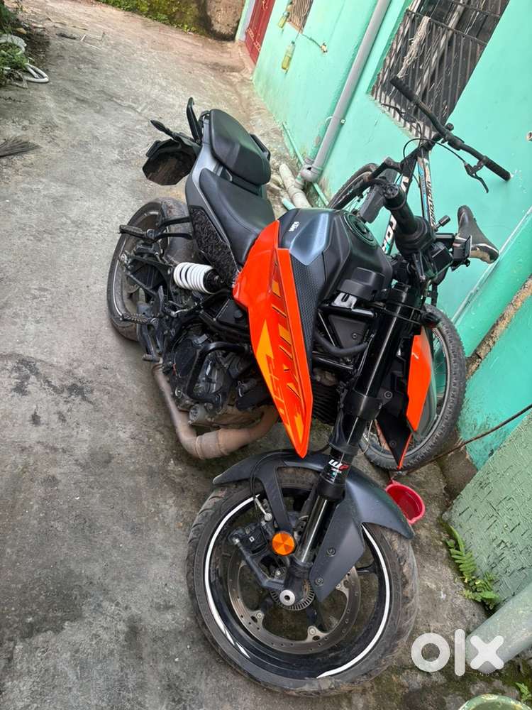 Urgent main bike seel krna hai