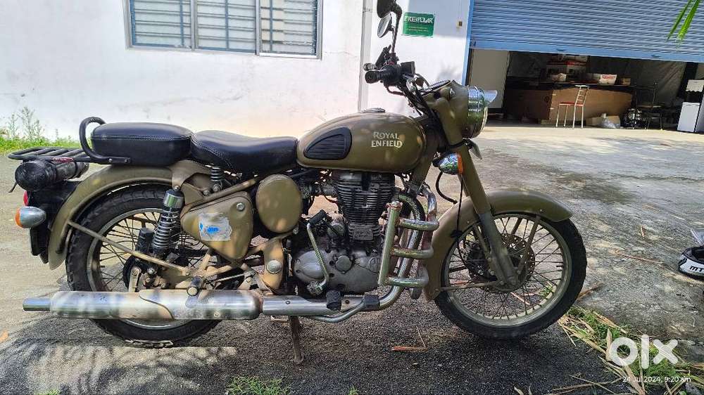 Royal Enfield Classic Desert Strom 500CC