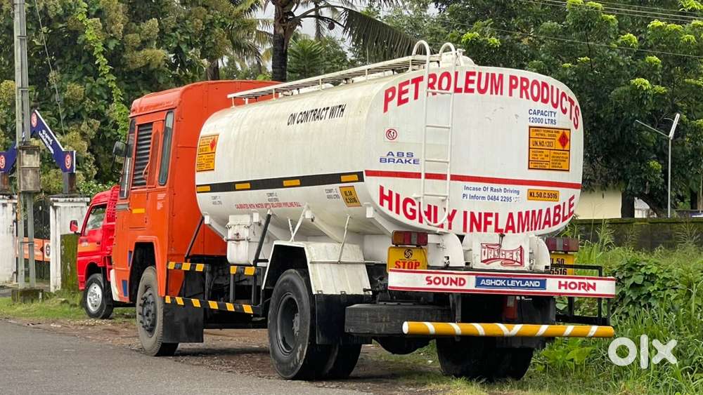 Ashok Leyland tanker(2013)