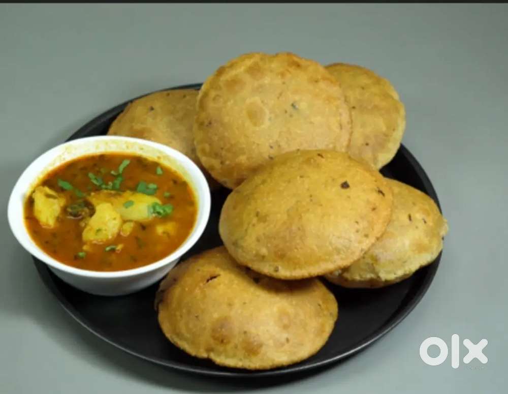 पूरी सब्ज़ी बनाने वाला चाहिए