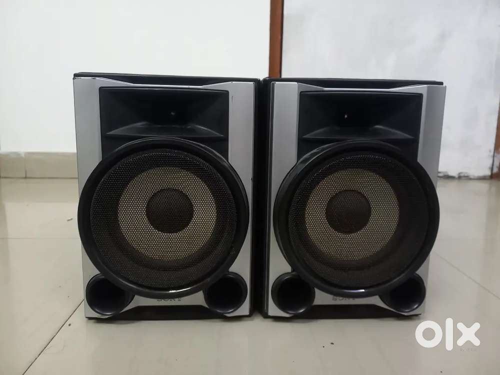 Sony speakers  with twitter