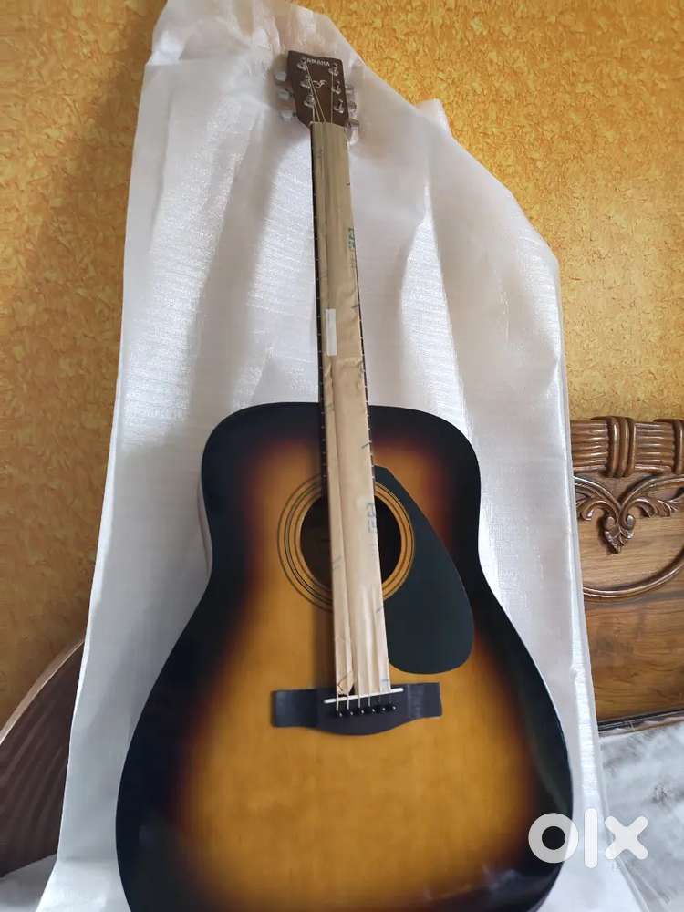 Yamaha F280TBS//IN Acoustic Guitar Rosewood Rosewood(Brown) 2 days old