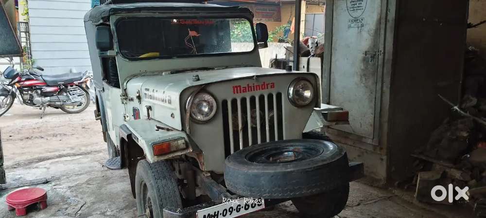 Mahindra jeep