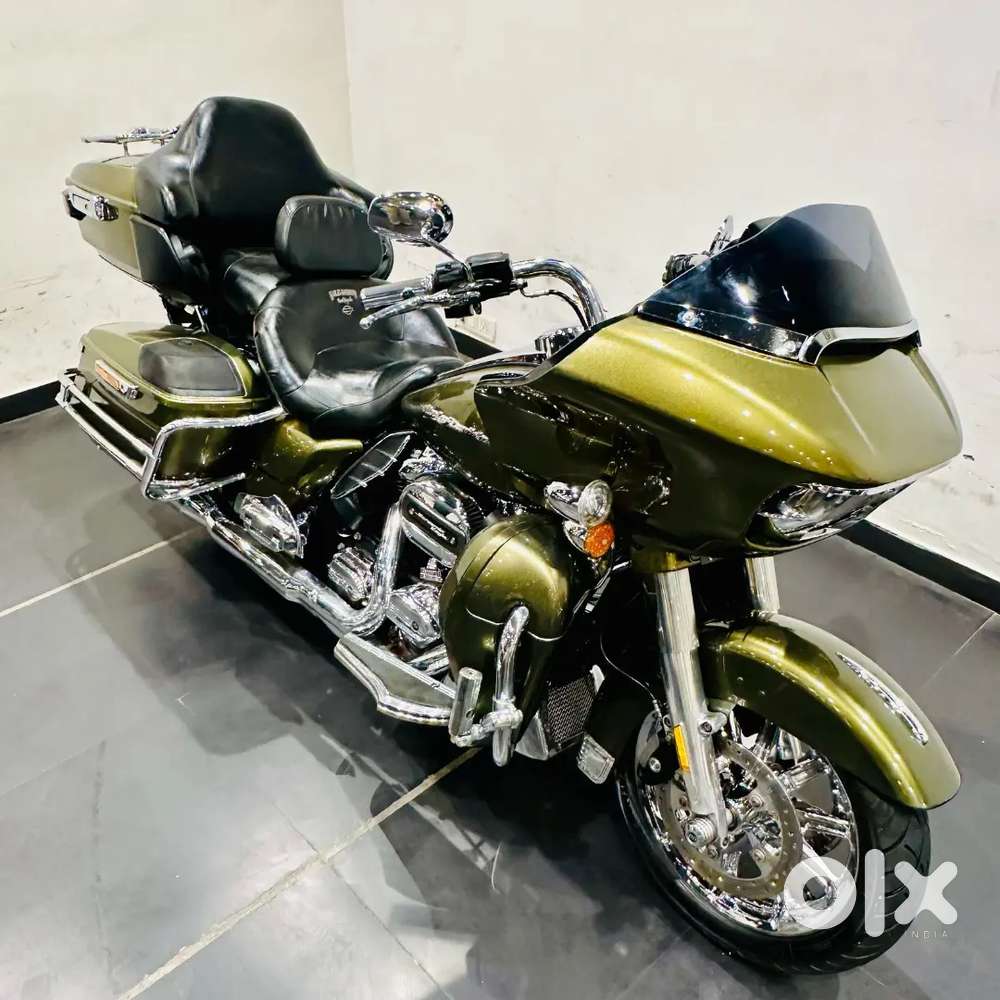 HARLEY DAVIDSON ROAD GLIDE 107 M8
