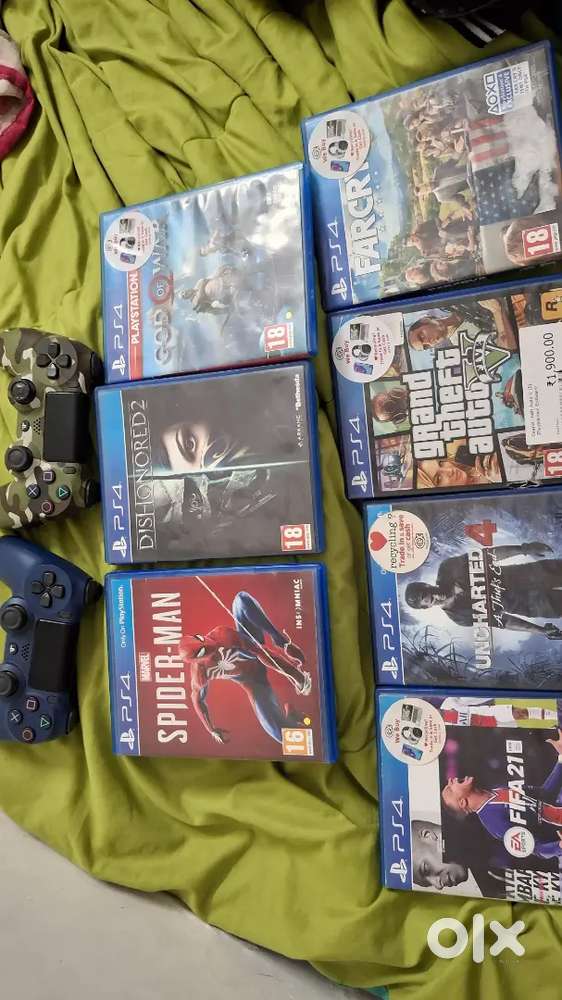 PS-4 pro black colour