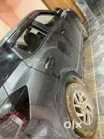Brand new condition. Accessories 1 lakh . फोटो मैं कांटैक्ट नंबर है