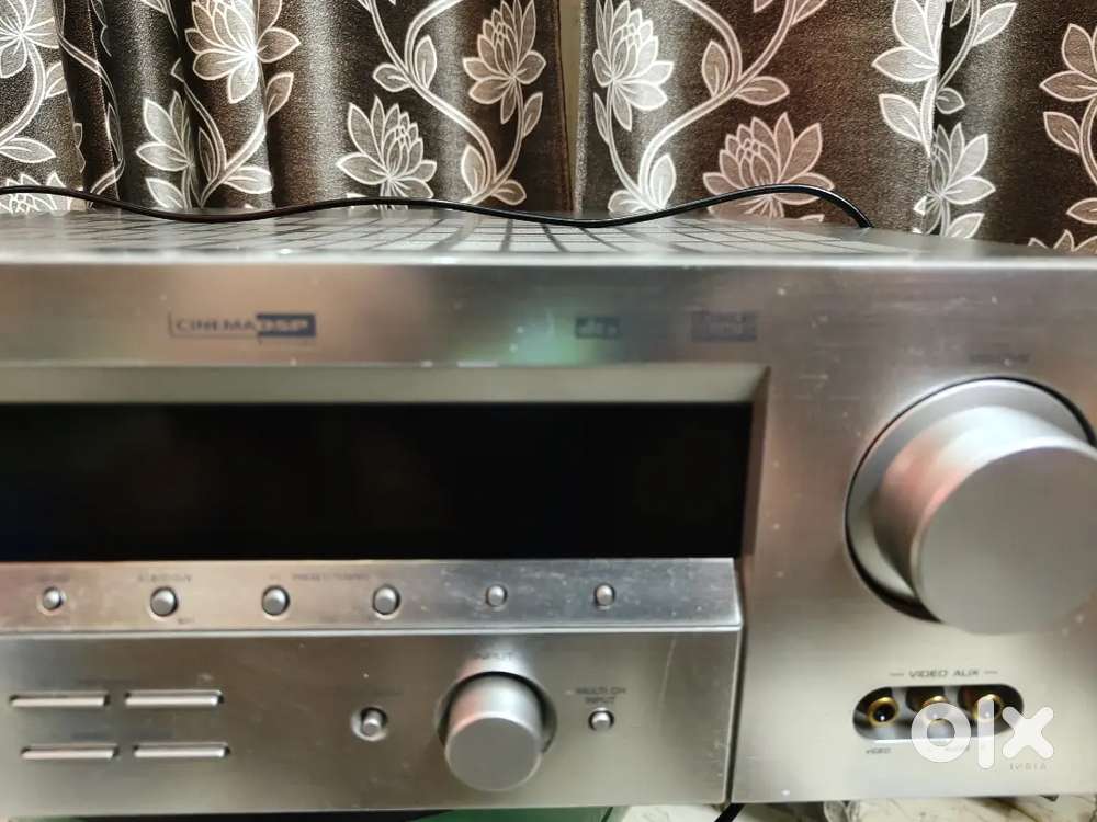 Yamaha RX-V457 6.1 avr amplifier selling