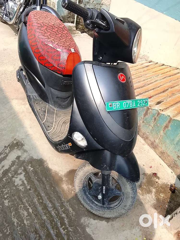 Fully new only 2000km driven no one scretch