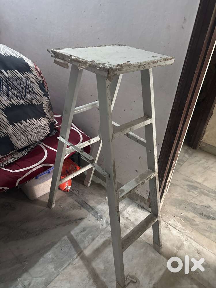 Folding stool laddet