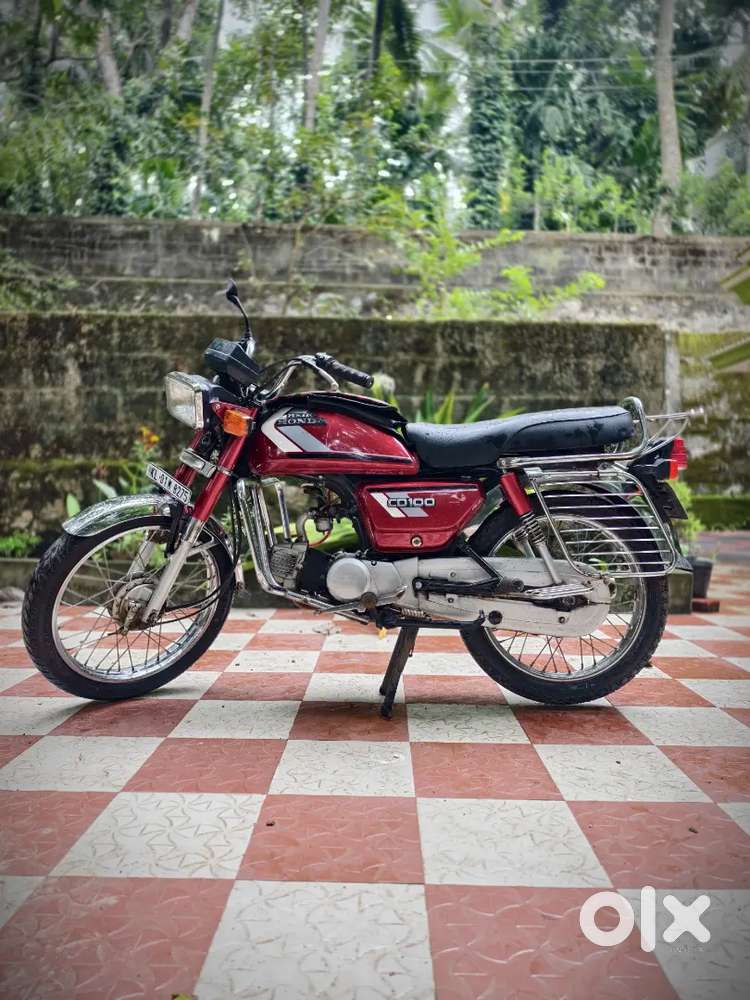 Hero Honda CD 100