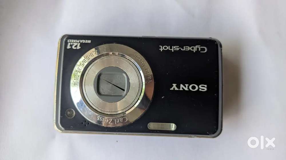 Sony camera DSC-W210