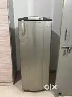 Mid size LG fridge