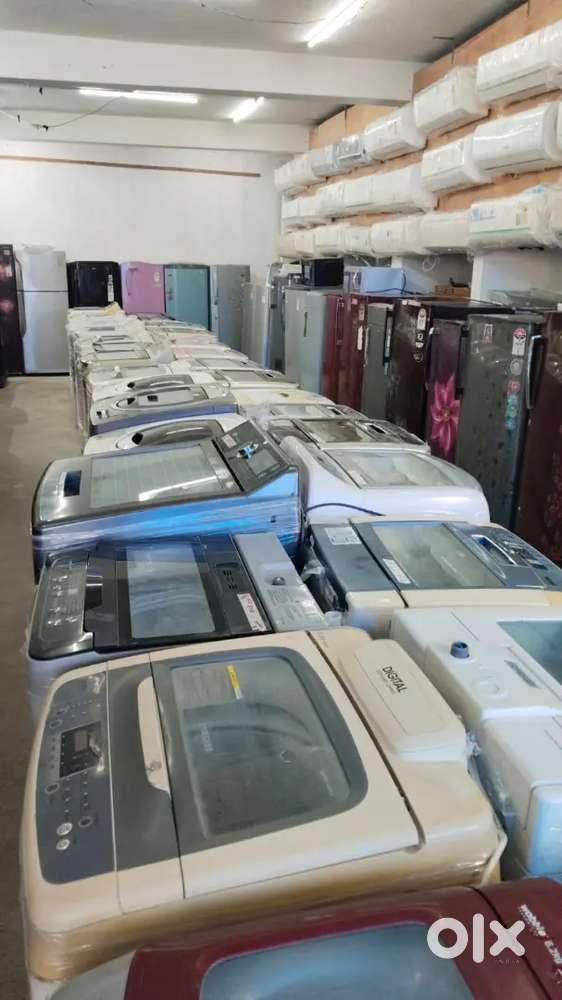 Second hand washing Machine showroom