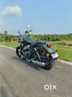 Royal Enfield Super Meteor 650 Interstellar Green (2023)