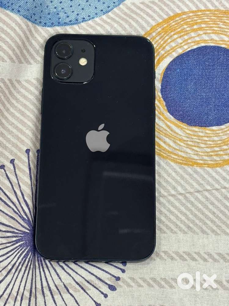 Iphone 12 128gb black good condition with original apple earphone