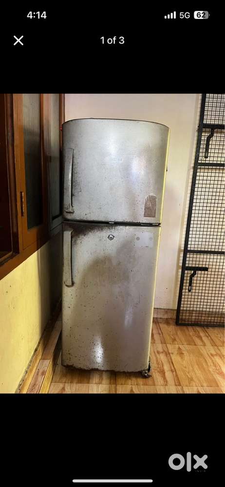 Samsung Double door 240 litre fridge for sale