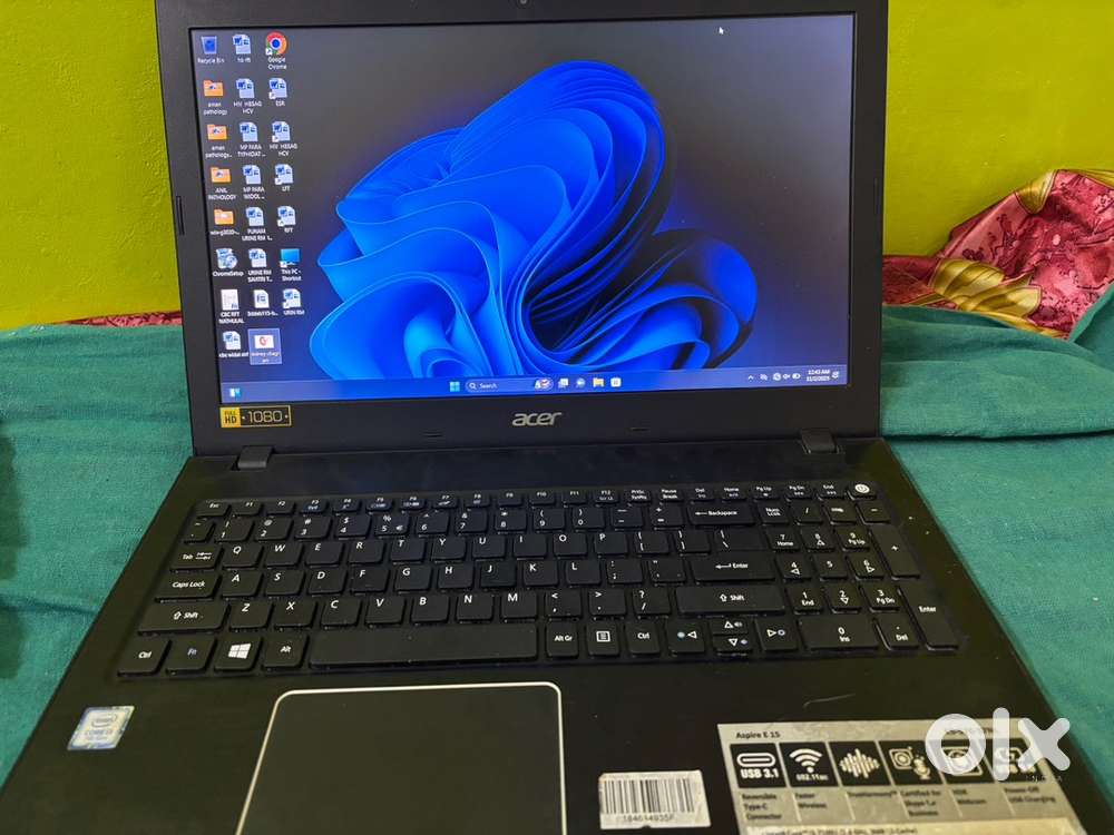 8GB ram 1TB hdd Acer aspire e5 very good condition