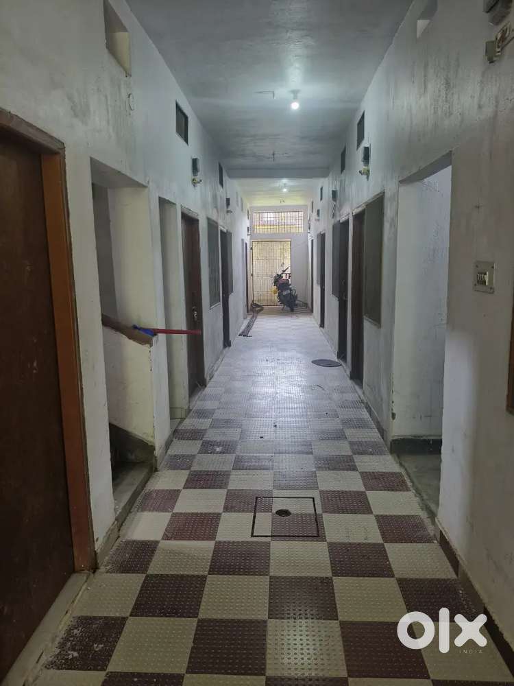 ABHISHEK BOYS HOSTAL(VBU)